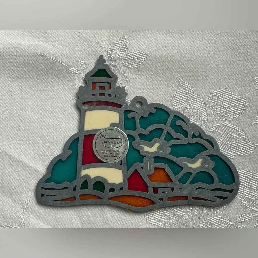 Vintage Stained Glass Lighthouse Suncatcher Ornament Coastal Beach Seagulls - Picture 3 of 6